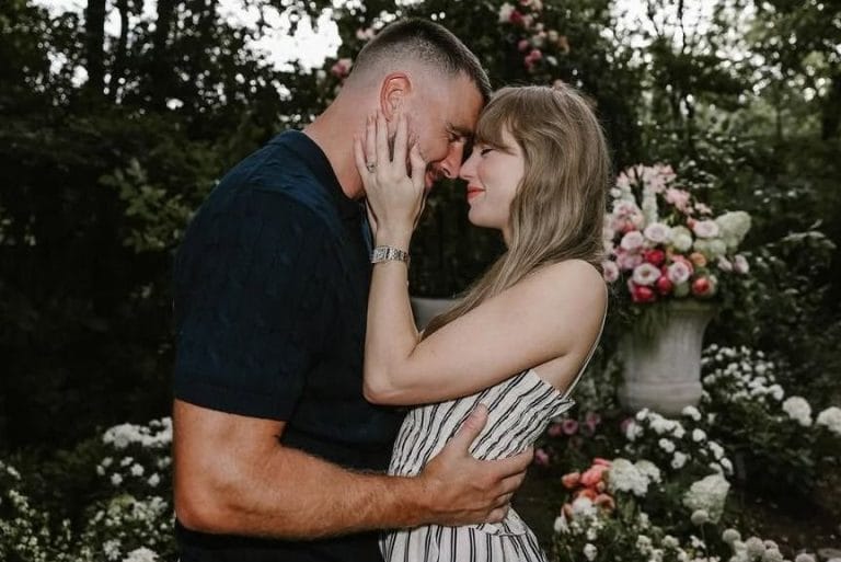 Taylor Swift apresenta nova versão de ‘Love Story’ em evento do noivo Travis Kelce