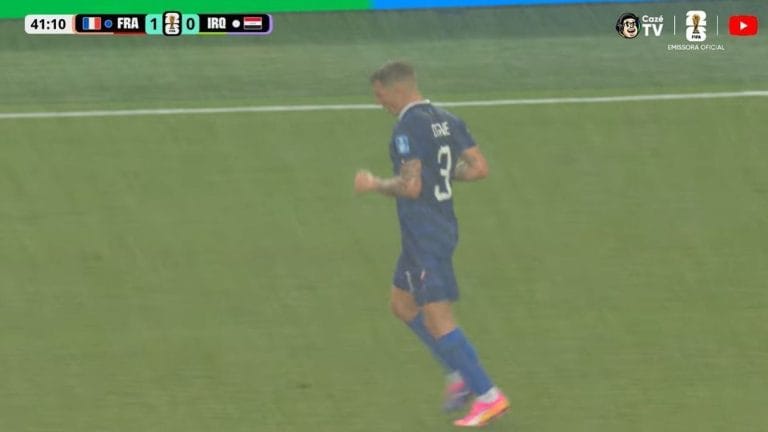 Tempestade paralisa jogo França x Iraque na Copa do Mundo