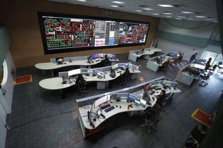 UK tem lição valiosa sobre energia elétrica que o Brasil precisa ouvir