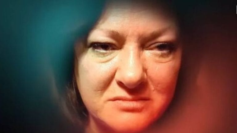 A Pior Vizinhança: A História de Frances Zaayer e Seu Crime Chocante