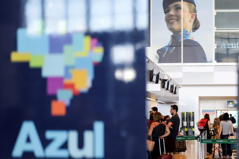 Avião da Azul realiza pouso de emergência no Aeroporto de Viracopos