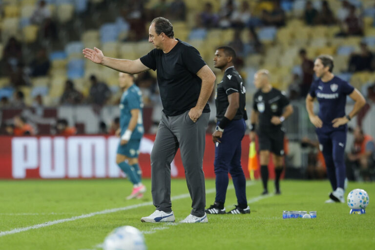 Bahia segura empate com Fluminense no Maracanã; Ceni admite queda