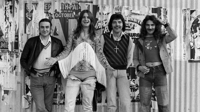 Black Sabbath revela detalhes do primeiro livro oficial da banda