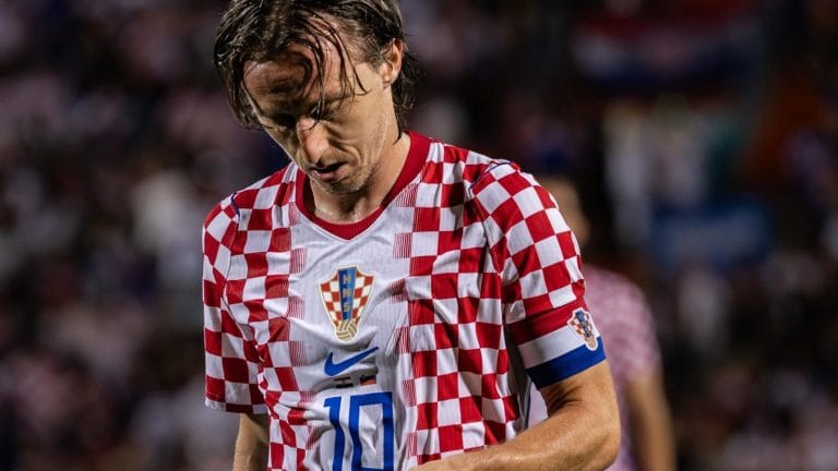Brasil e Noruega se enfrentam: quem é mais decisivo, Vini Jr ou Haaland?