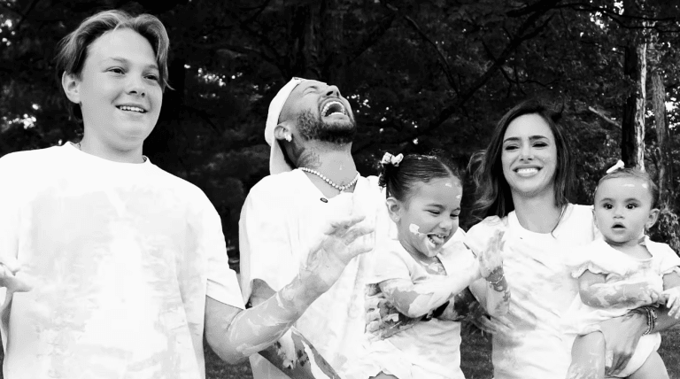 Bruna Biancardi explica cuidados com filhas e não permite fotos com fãs