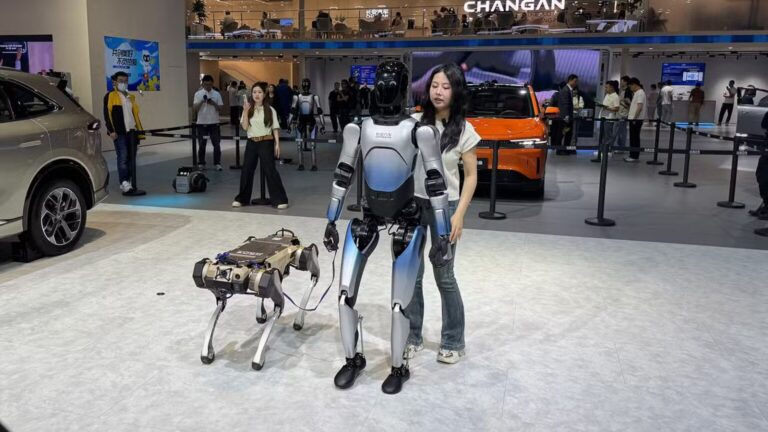 BYD anuncia lançamento de robô humanoide em agosto na China