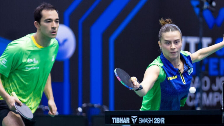 Calderano e Takahashi dominam semifinal e asseguram lugar na final