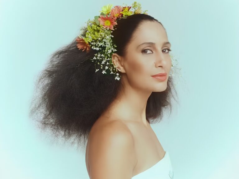 Camila Pitanga viverá Clara Nunes em cinebiografia sobre ícone do samba