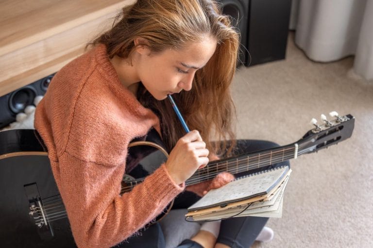 Entenda como o cérebro aprende novas habilidades e a importância da prática