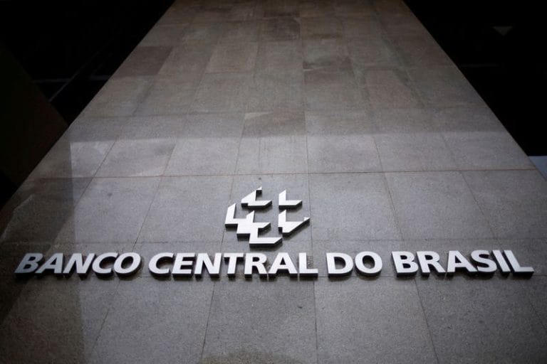 Estudo aponta riscos políticos para o Brasil e ausência de pacificação no próximo governo