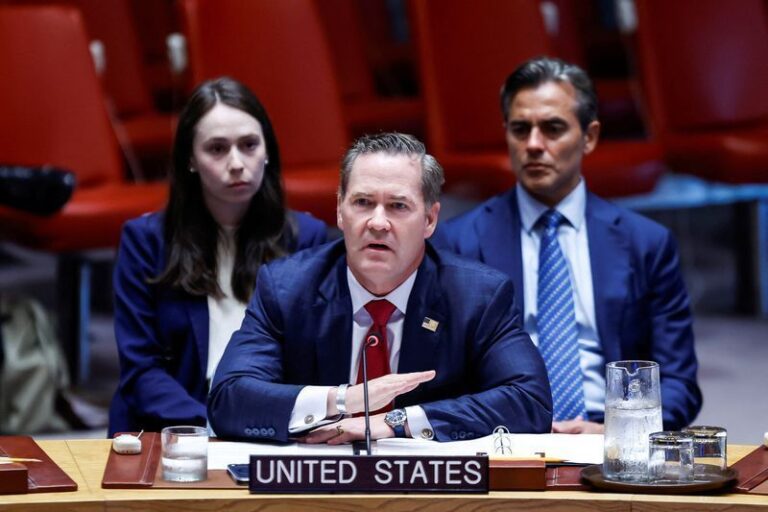 EUA suspendem ataques ao Irã para ‘abrir espaço’ à diplomacia, diz embaixador