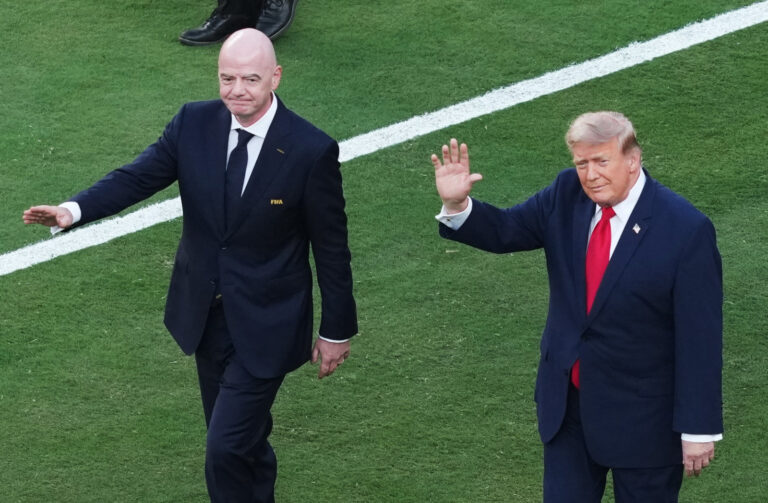 Fifa garante: não vende futebol e mantém controle das Copas