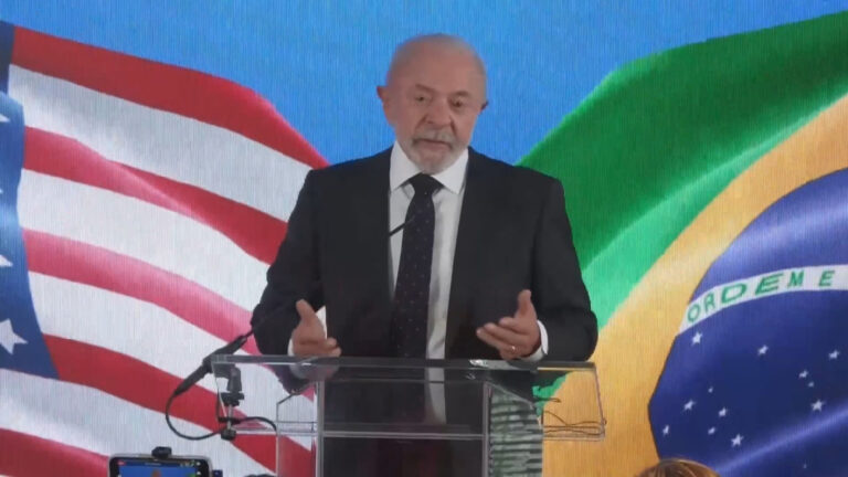 Governo nega visto a dois enviados dos EUA suspeitos de tentar interferir