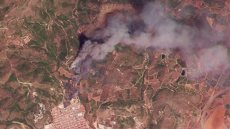 Incêndios cercam Bordeaux; França e Espanha evacuam milhares
