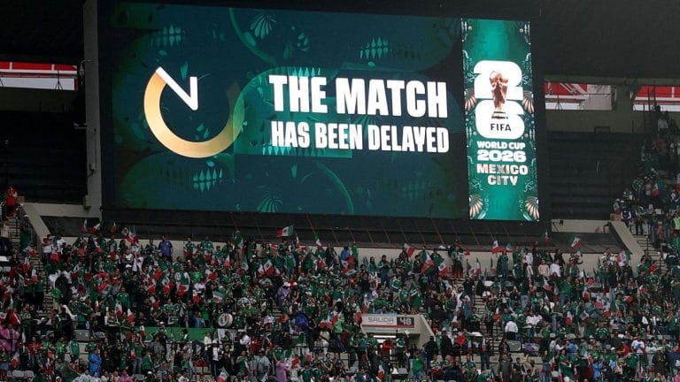 Inglaterra vence México no Azteca e avança às quartas da Copa do Mundo