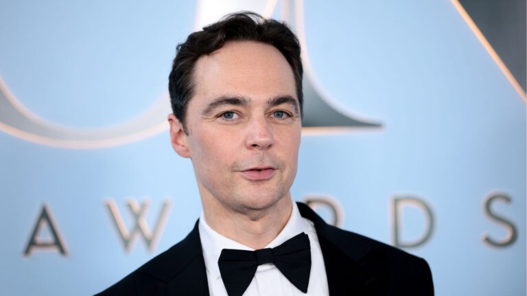 Jim Parsons revela infelicidade em ‘The Big Bang Theory’ e recusa retorno