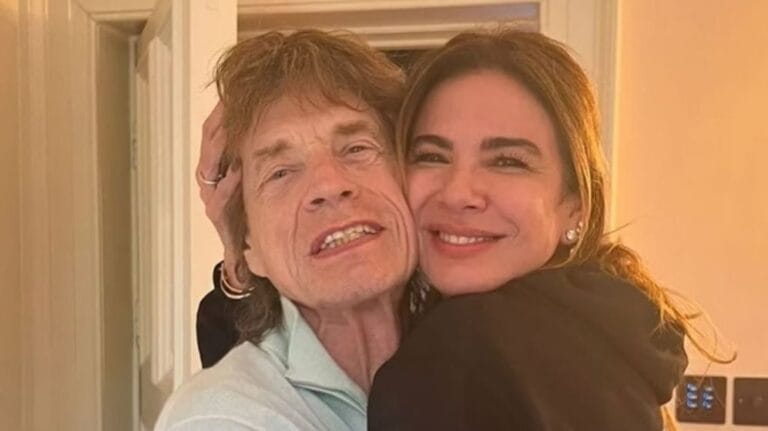 Luciana Gimenez desfruta dia de praia em Manhattan: ‘Feliz no simples’