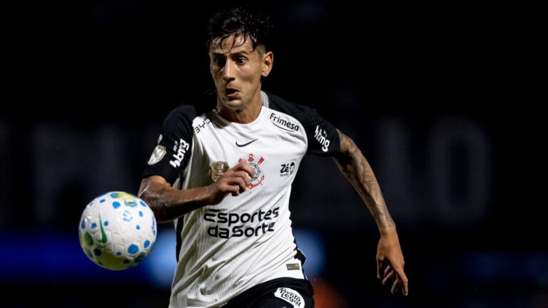 Memphis Depay amplia vínculo com Corinthians e fica até junho de 2028
