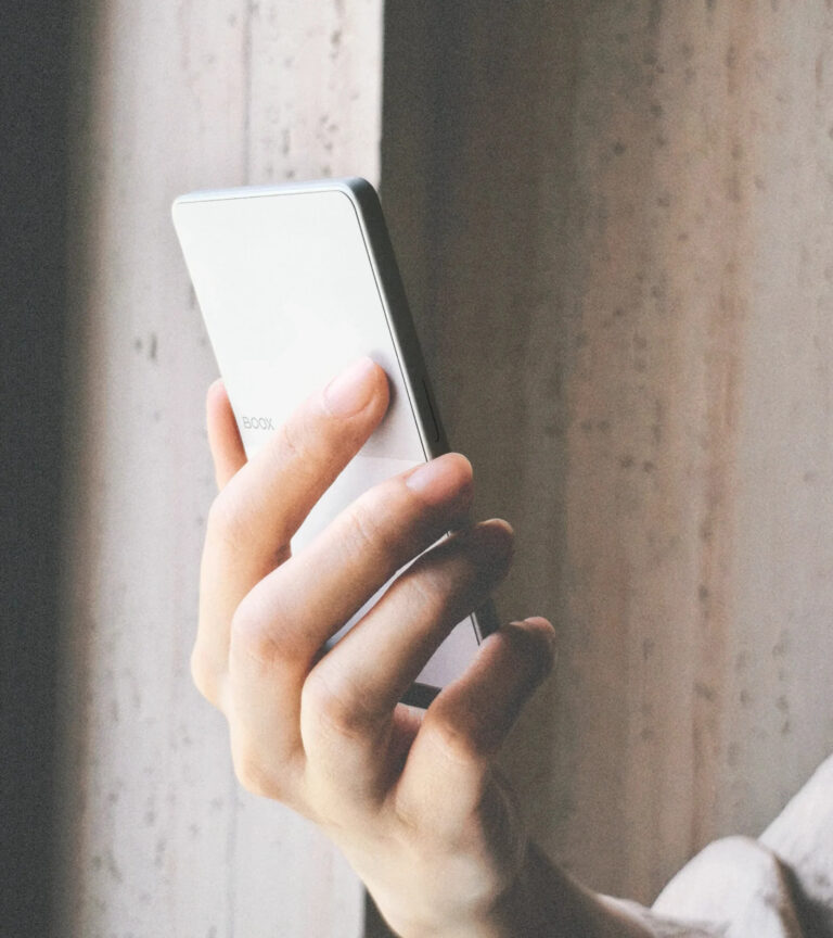 Onyx Boox lança Picco, e-reader de bolso com tela de 3,97 polegadas