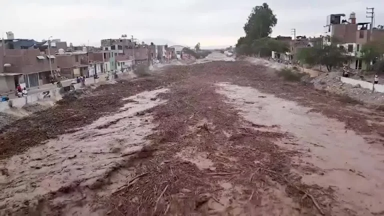 Peru declara estado de emergência em 796 distritos devido ao El Niño