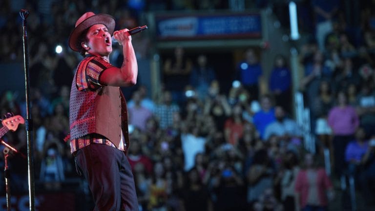 Ranking dos 5 álbuns de Bruno Mars: do menos ao mais impactante