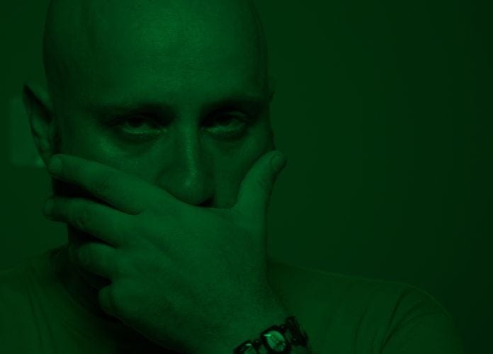 Renan Benini fala sobre seu álbum solo e a experiência de criar longe dos holofotes