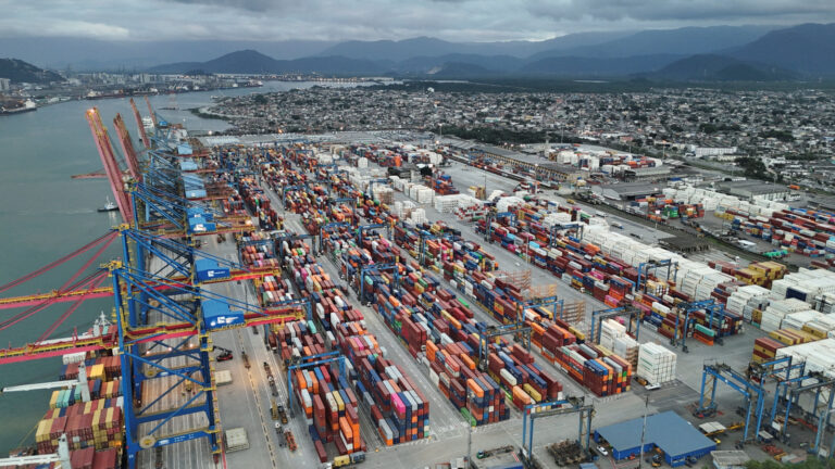 Santos Brasil amplia capacidade do Tecon Santos em 137 mil TEUs