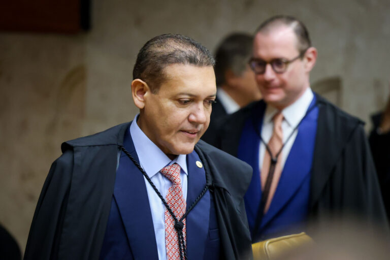 TSE obriga big techs a apresentar planos para conter desinformação