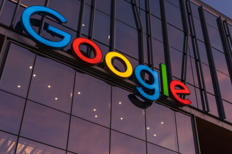 UE multa Google em US$ 1,02 bi por favorecer serviços no buscador