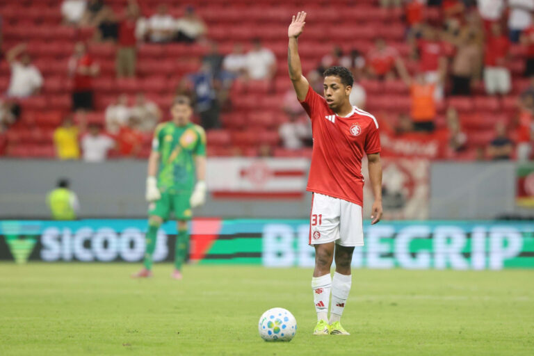 Allex fica fora do Gre-Nal; Tonny Sanabria é relacionado