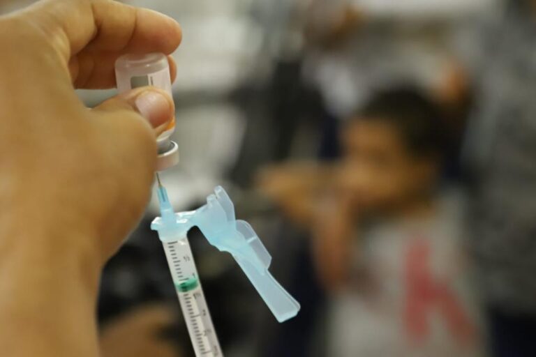 Aracaju aplica 3.896 doses no Dia D e registra alta de 80,4%