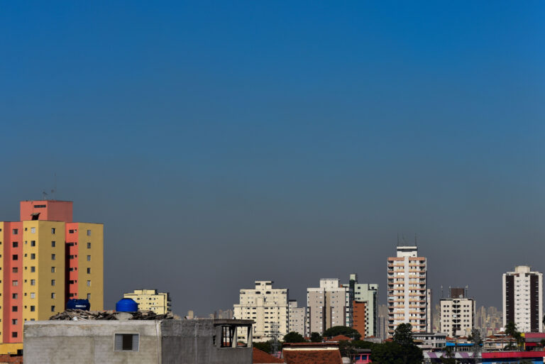 Aracaju terá semana nublada e pancadas de chuva; confira temperaturas