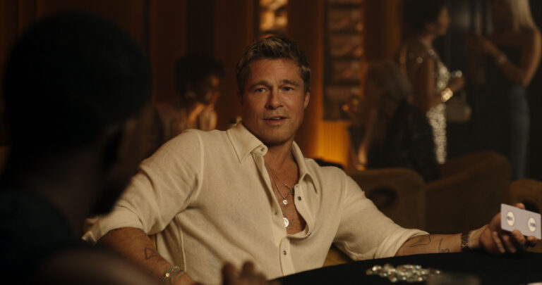 Brad Pitt diz que encerrou sete anos de sobriedade e voltou a beber