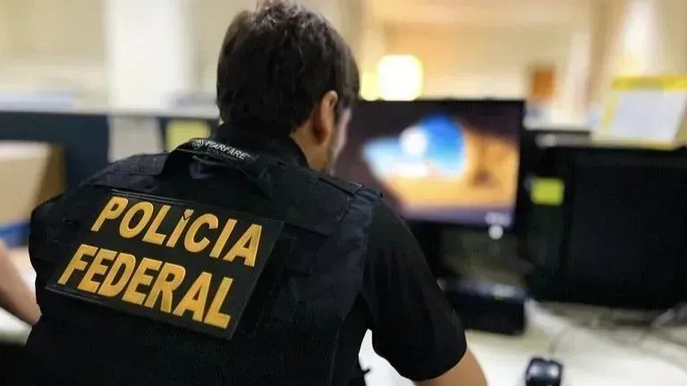 Conflito entre Mendonça e cúpula da PF cresce após exclusão de diretor