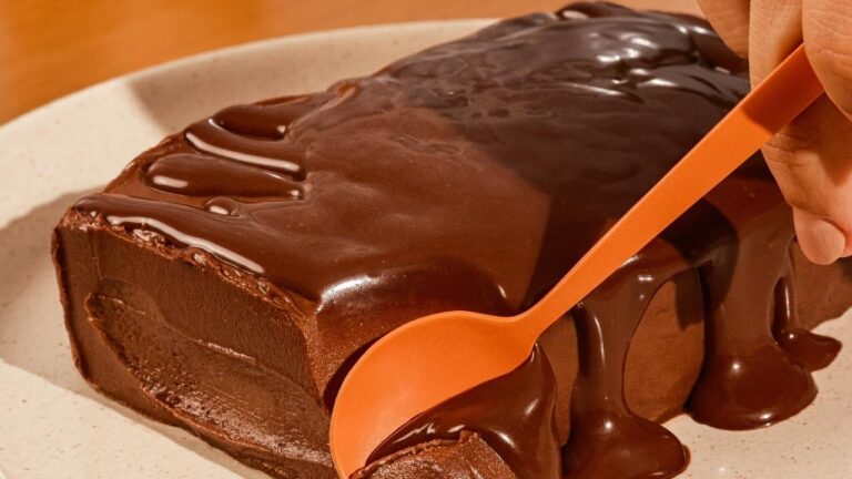 Faça brigadeiro, pudim e mousse veganos: cremosos e sem lactose