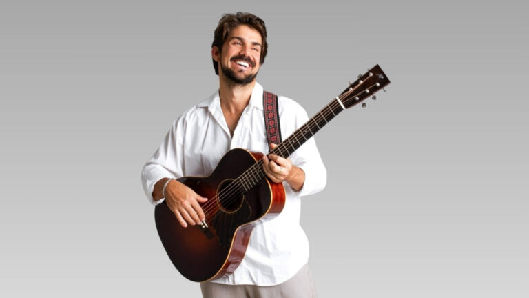 Gabriel Gonti fala sobre carreira, inspirações e novo álbum