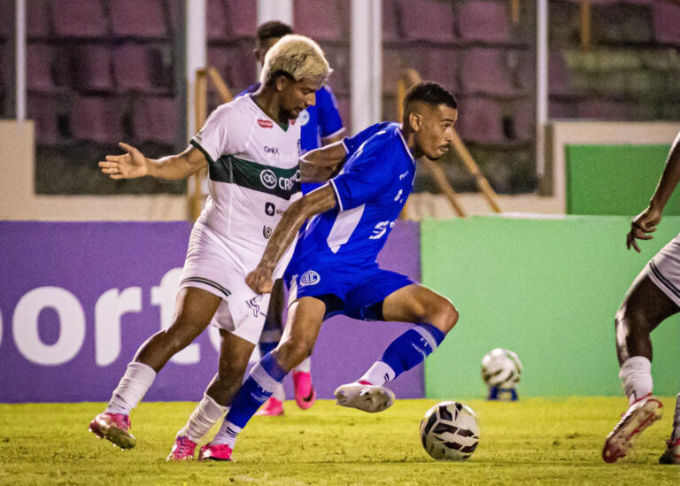Ícaro marca, Renilson faz contra: Confiança 1 x 1 Maringá