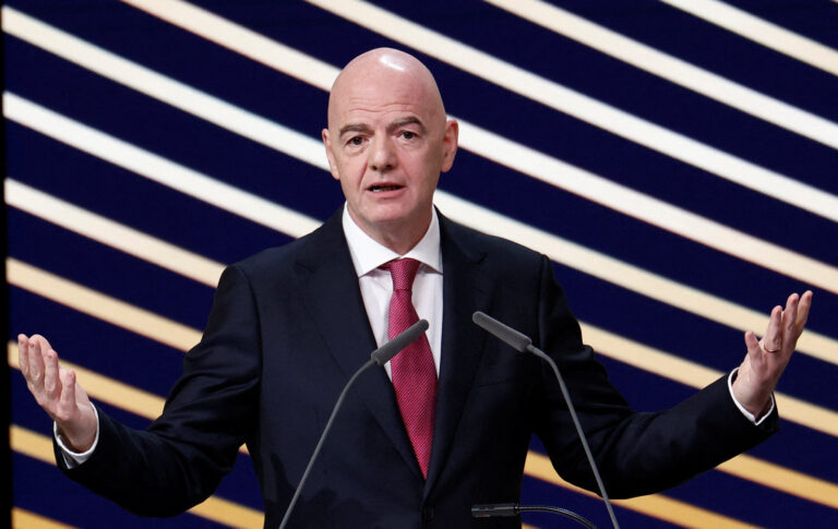 Infantino anuncia Mundial sub-15 com 211 seleções ainda este ano