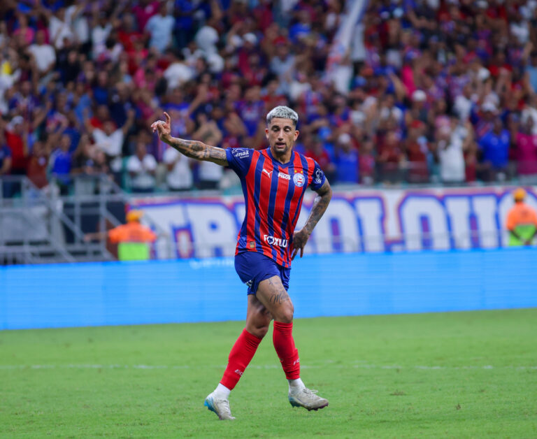 Kike Olivera pede rescisão e pode fechar com o Nacional-URU