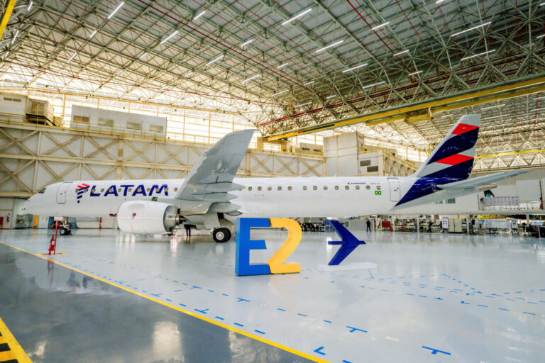 Latam fatura US$125 mi e amplia receitas 28% no 2º trimestre