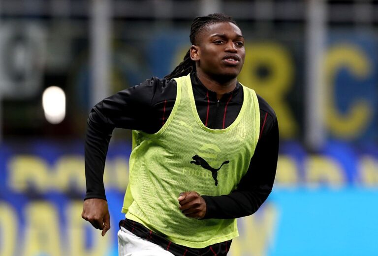 Rafael Leão deixa o Milan e assina com o Galatasaray