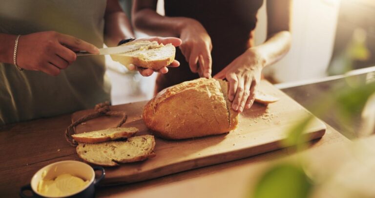 Substitua o pão: 5 cafés da manhã saudáveis e práticos