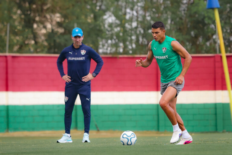 Thiago Silva agradece Zubeldía e elogia trabalho no Fluminense
