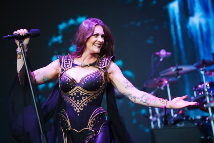 Veja as 10 vocalistas de metal mais votadas pelo público