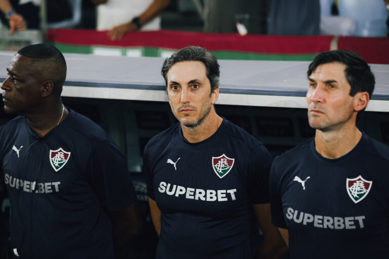 Zubeldía admite falhas após eliminação do Fluminense pelo Vasco