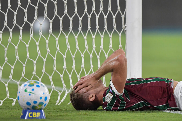 Zubeldía mantém Castillo como quarta opção apesar do alto investimento