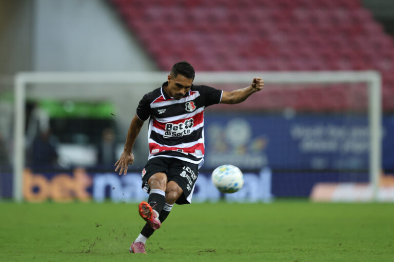 Agente confirma: Willian Júnior volta ao Santa Cruz para decisão da Série C