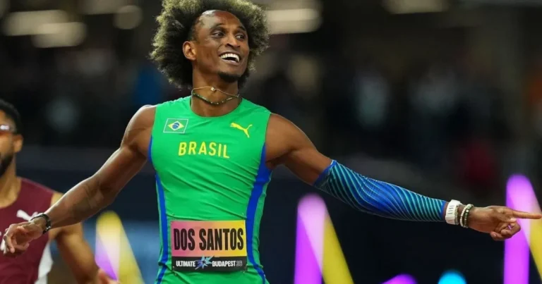 Alison dos Santos vence Mundial dos 400 m com barreiras em 45s98