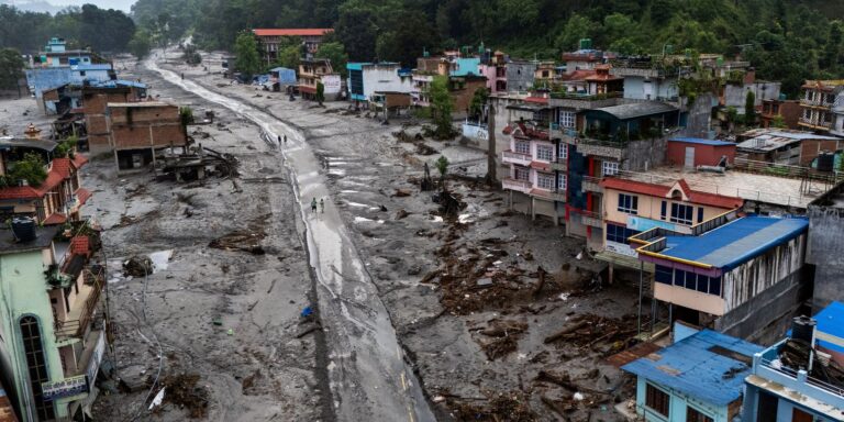 Colapso de geleira no Nepal pede monitoramento integrado para prevenir riscos