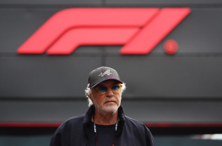 FIA rebate críticas de Briatore e confirma independência do painel